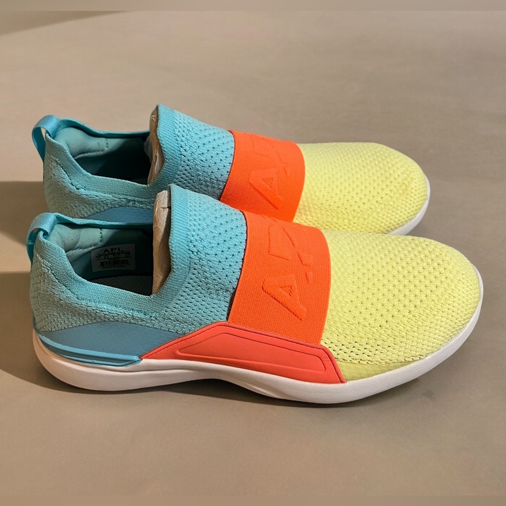 Super comfortable workout / everyday shoes.